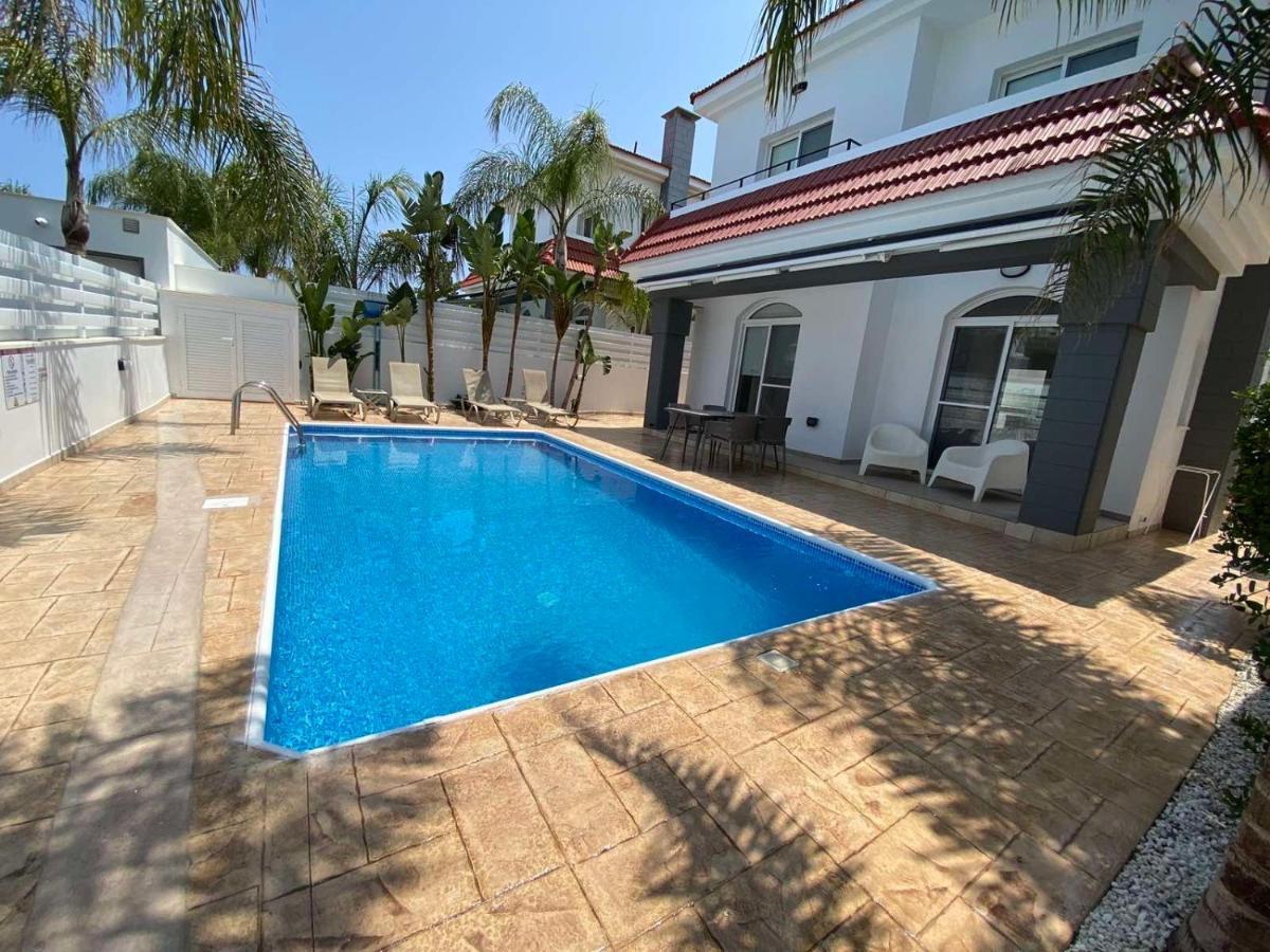 Villa Diana - 200 Meters From Kapparis, Fireman'S Beach พาราลิมนี ภายนอก รูปภาพ